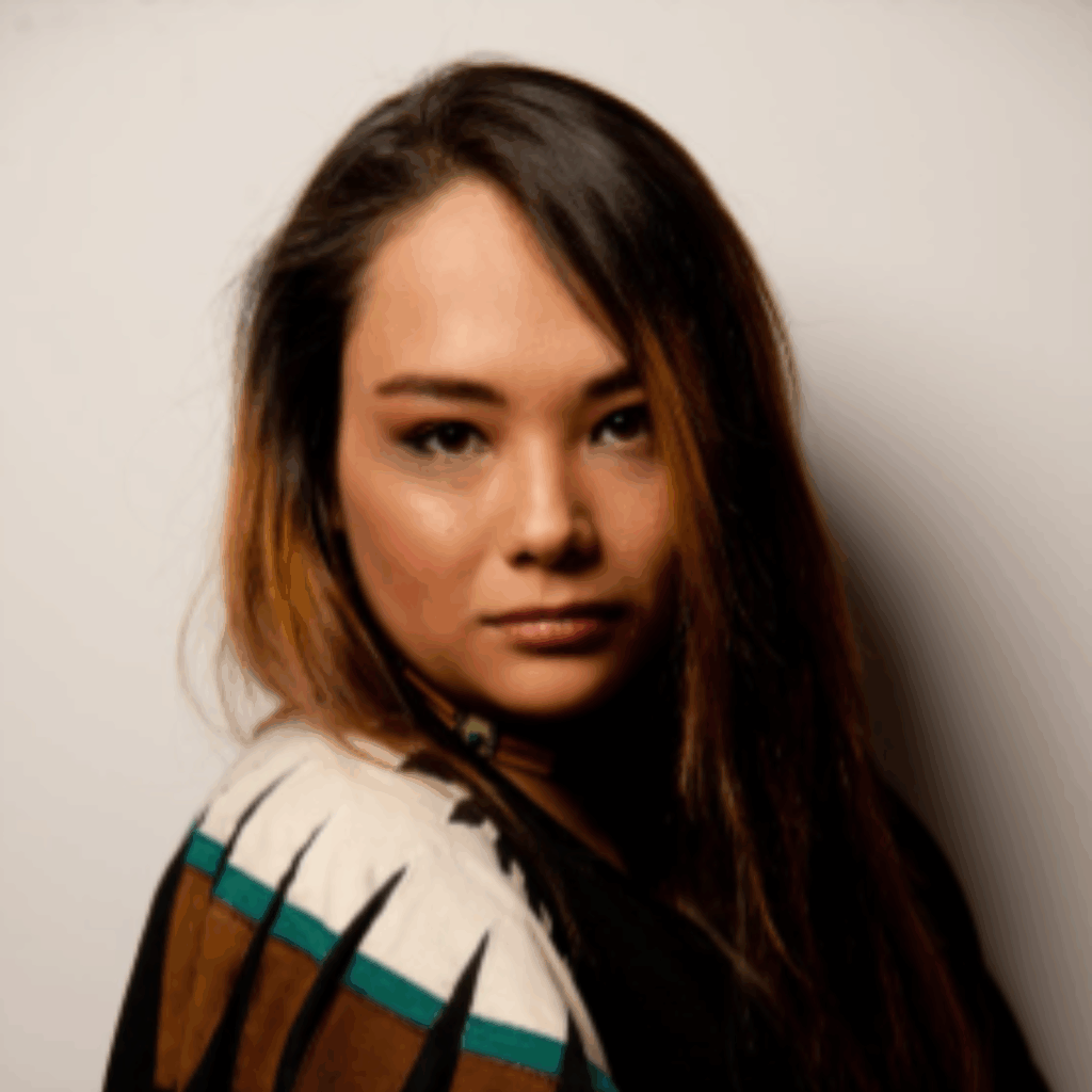 Kanien’kehá:ka (Mohawk) artist Kaiatanoron Dumoulin-Broadback